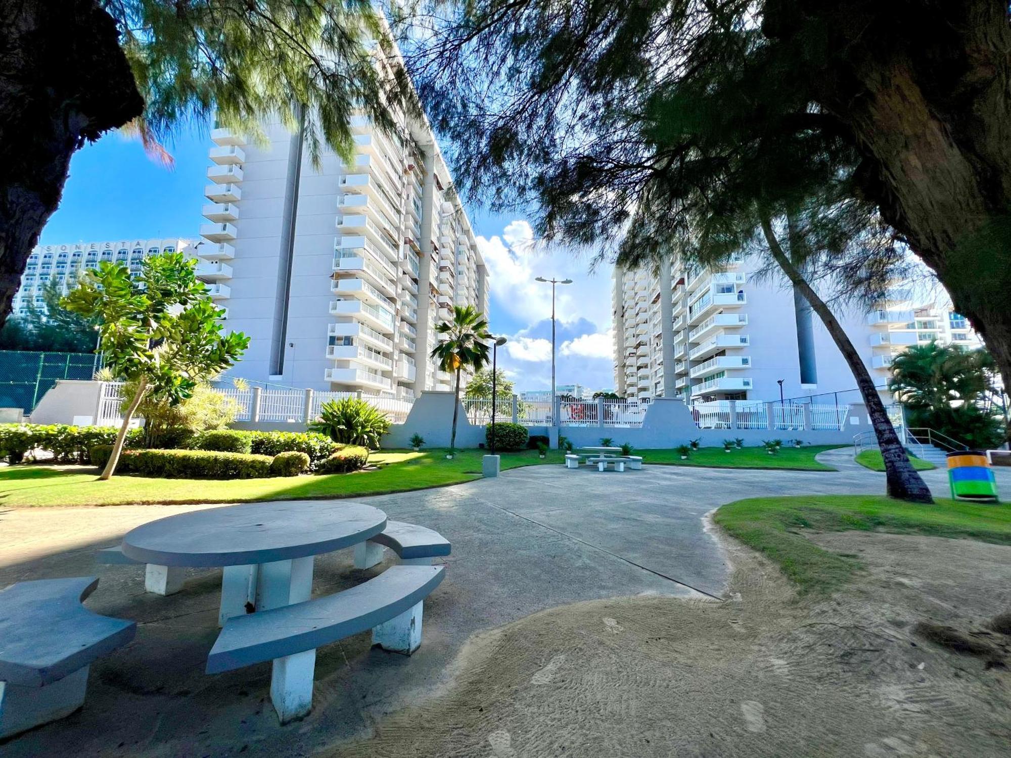 Ocean View Apt On Isla Verde In A 14Th Floor San Juan Extérieur photo