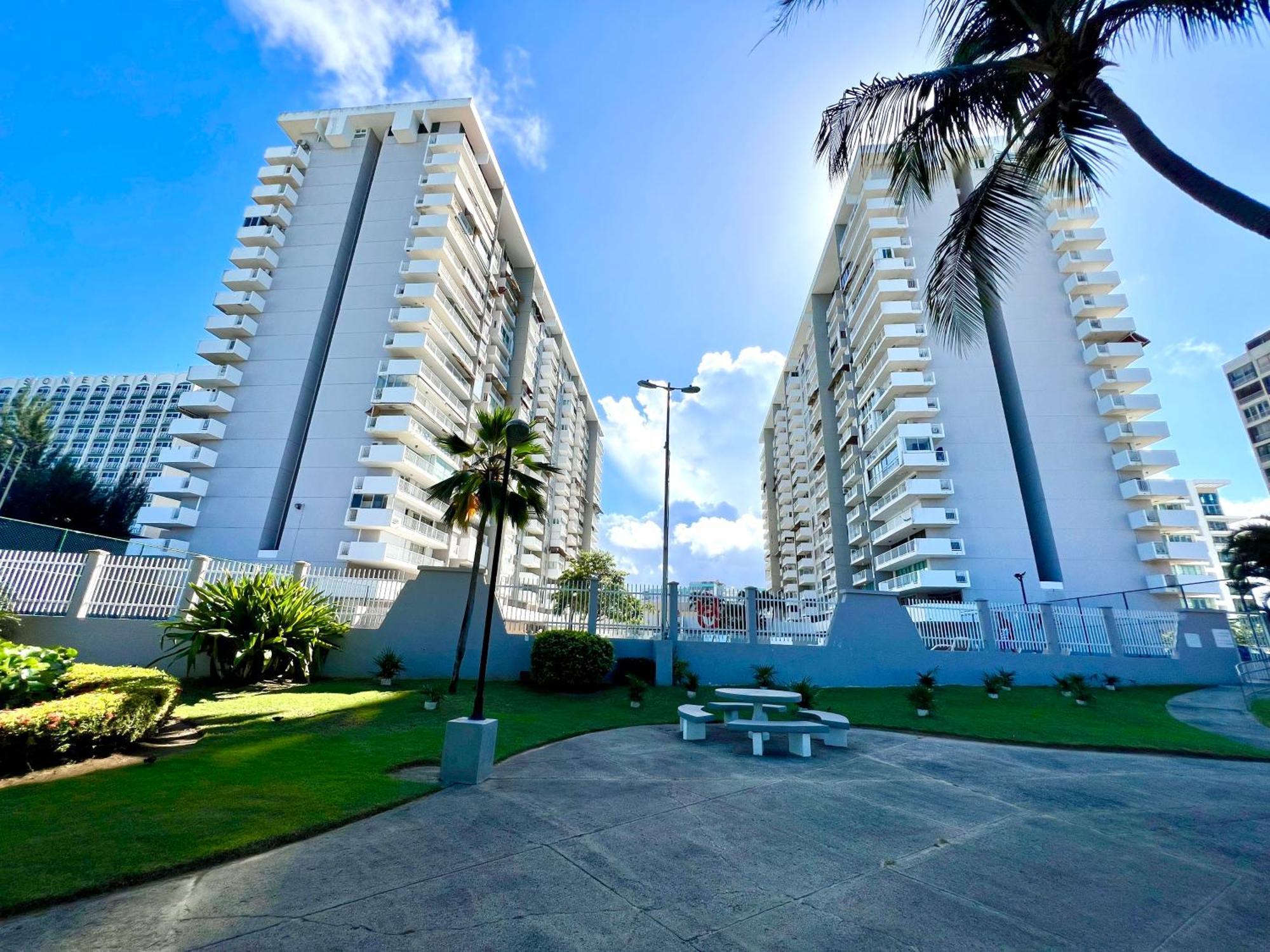 Ocean View Apt On Isla Verde In A 14Th Floor San Juan Extérieur photo